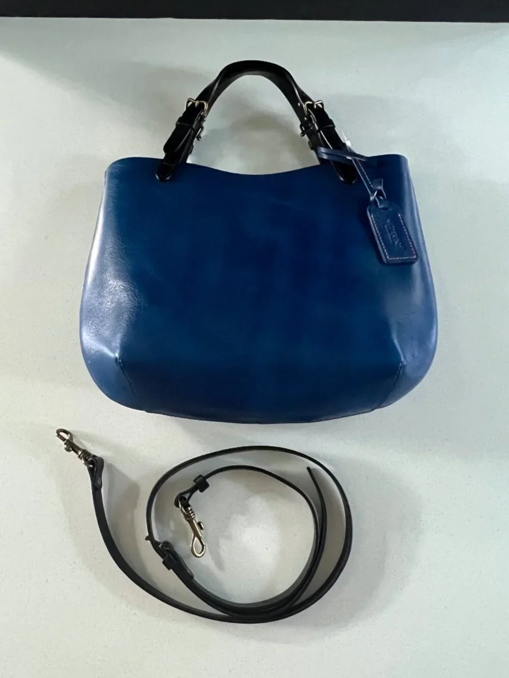 Old Trend Island Mini sky blue Leather Tote